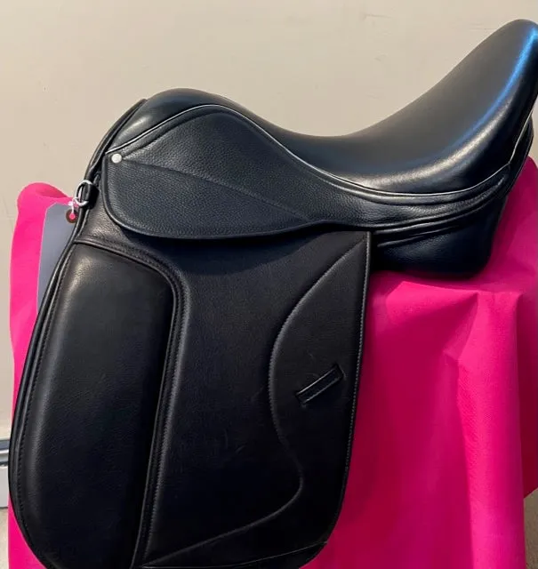 18.5" Pegasus Michael Dressage Saddle