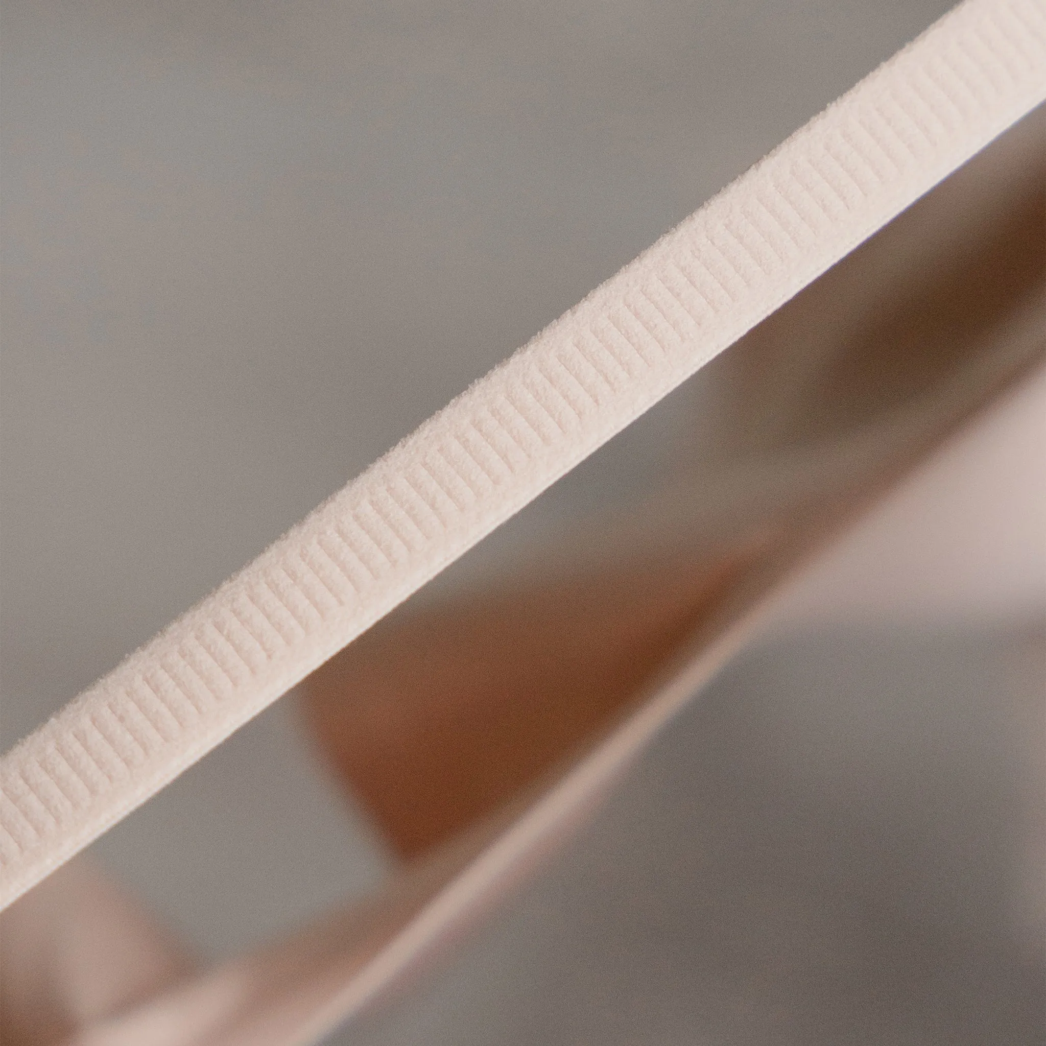 Air-Leisure! Scoop-Neck Lightly-lined Seamless Wireless Bra (Contour-fit Edition) in Soft Blush