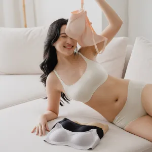 Air-Leisure! Scoop-Neck Lightly-lined Seamless Wireless Bra (Contour-fit Edition) in Soft Vanilla