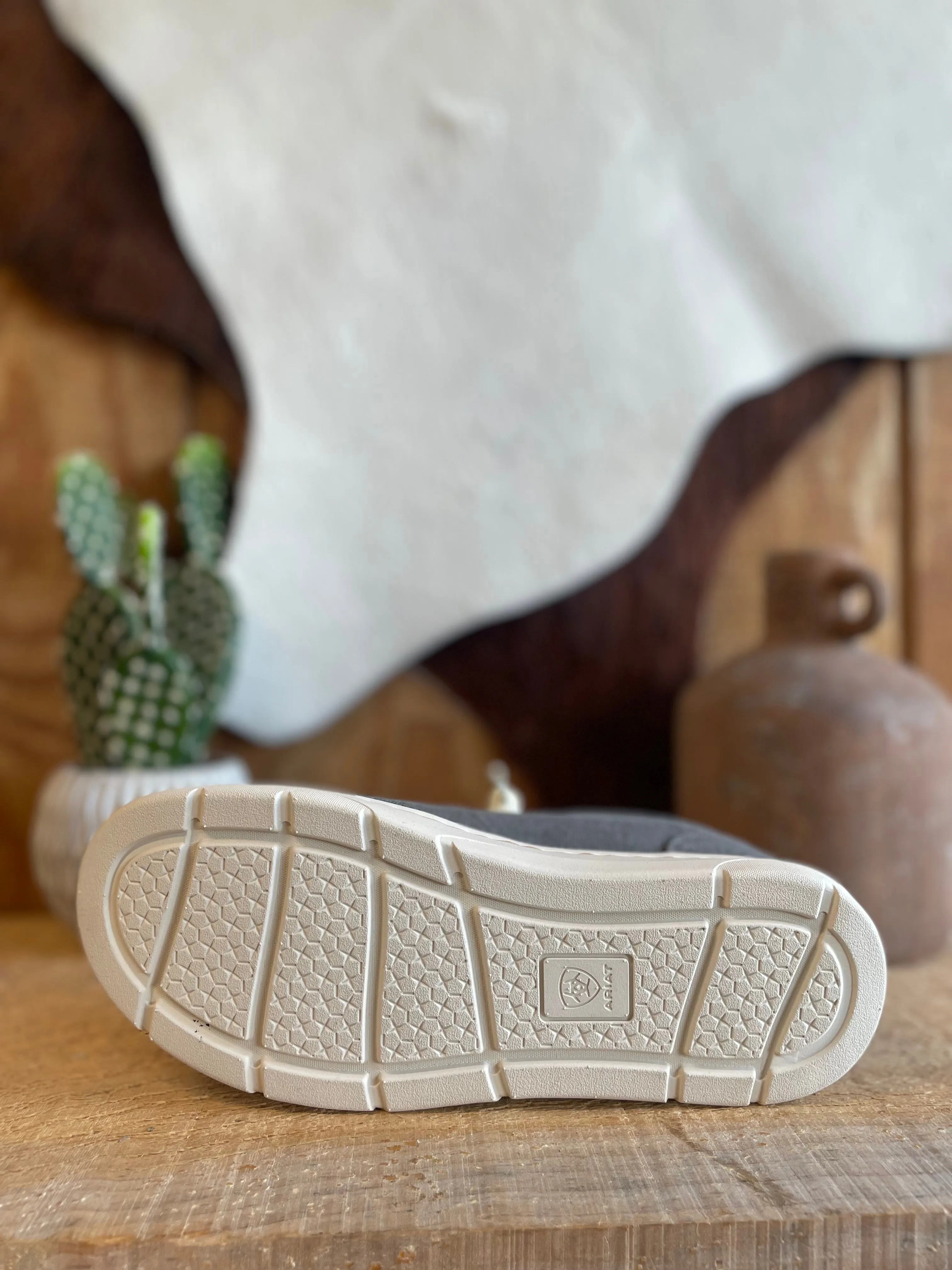 Ariat Womens Hilo Washed Tan & Gray Canvas