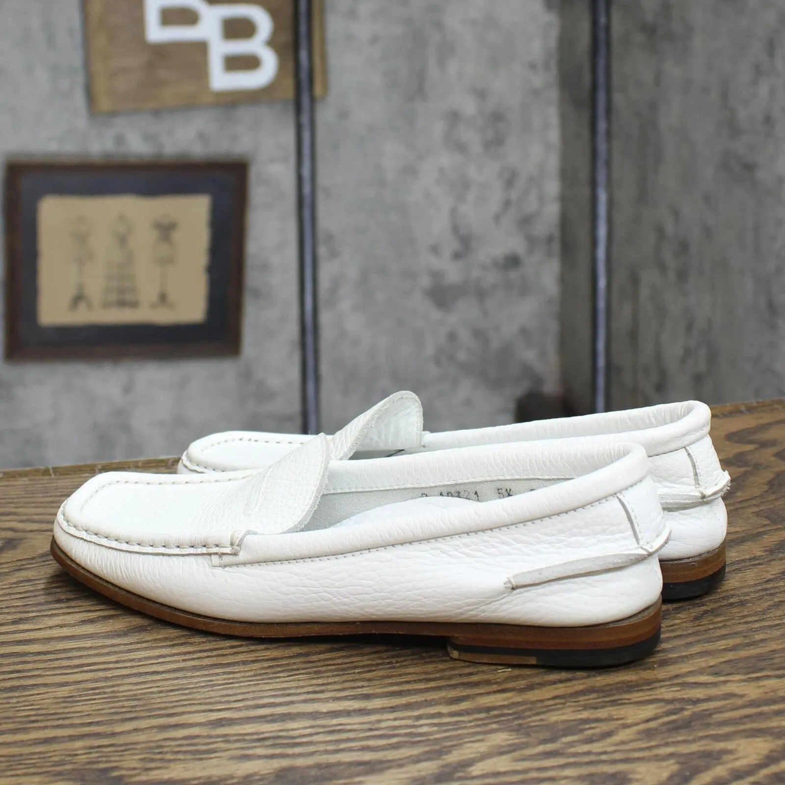 Cole Haan Womens Vintage Moccasins Loafers 16741576046923 White 5.5B