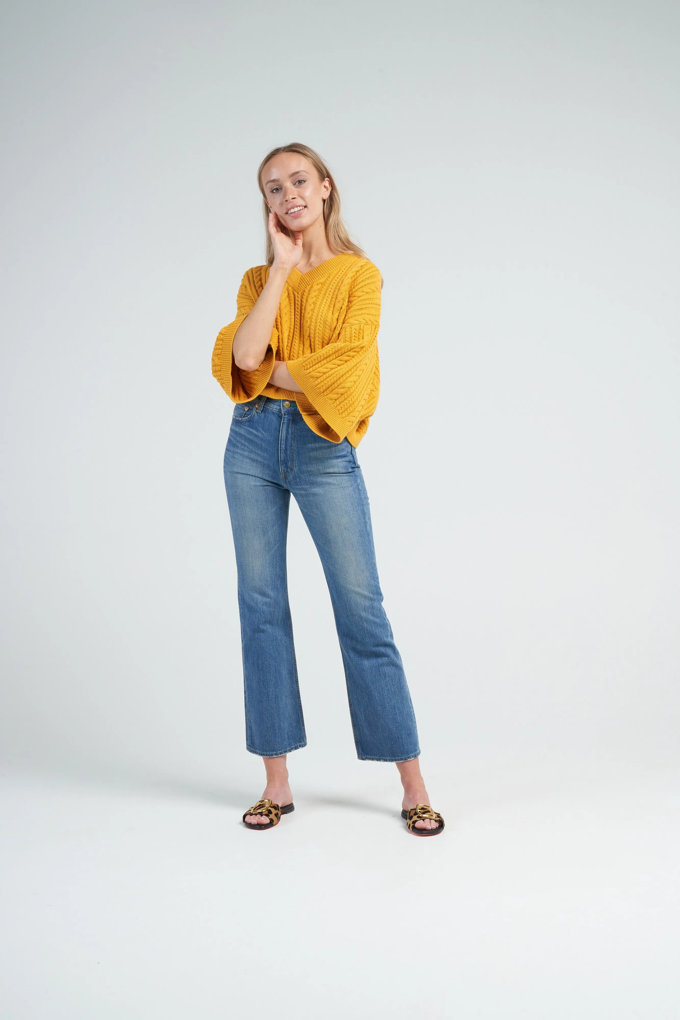cropped cable v neck - marigold
