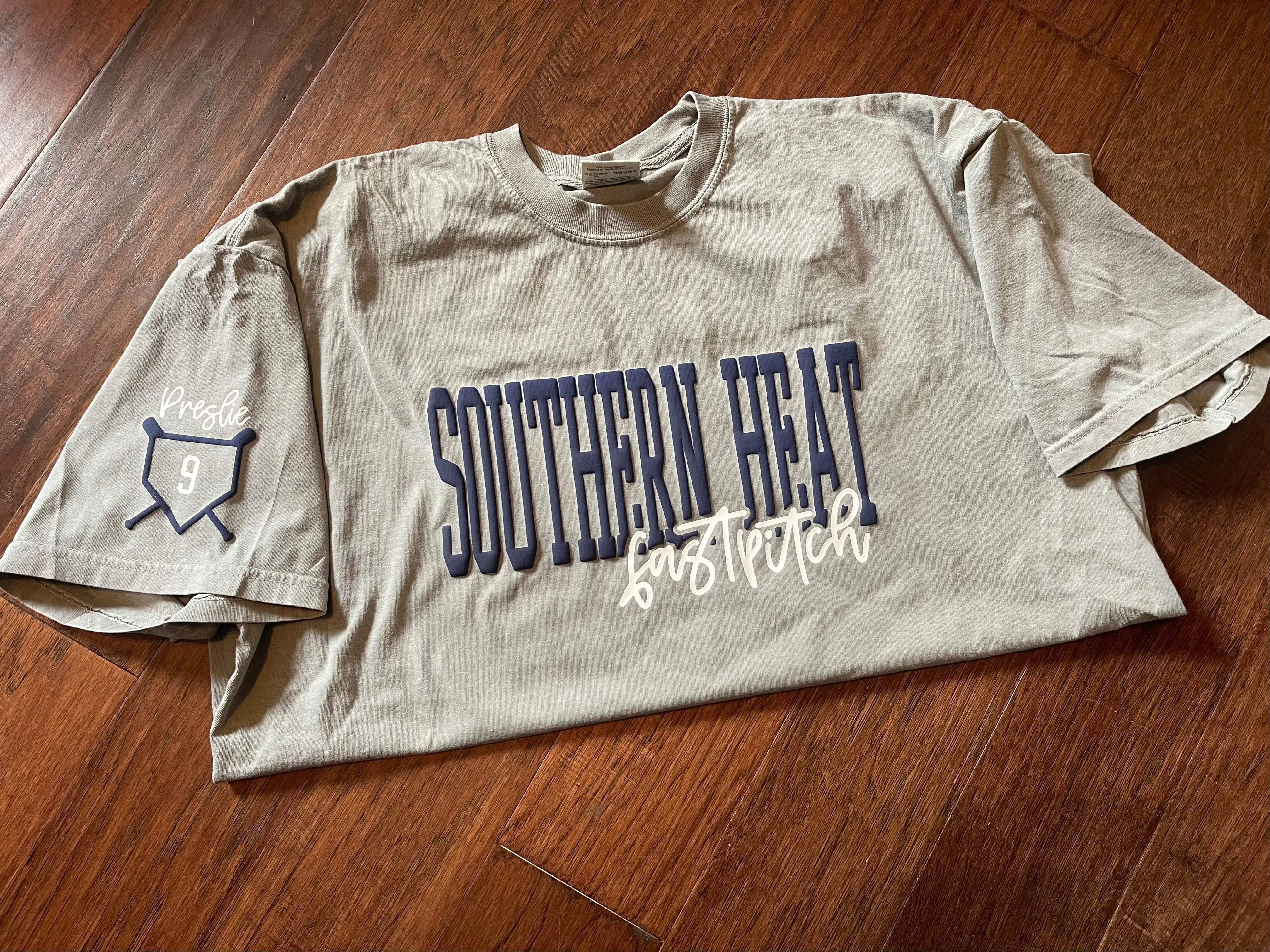 CUSTOMIZE ME- PUFF TEE