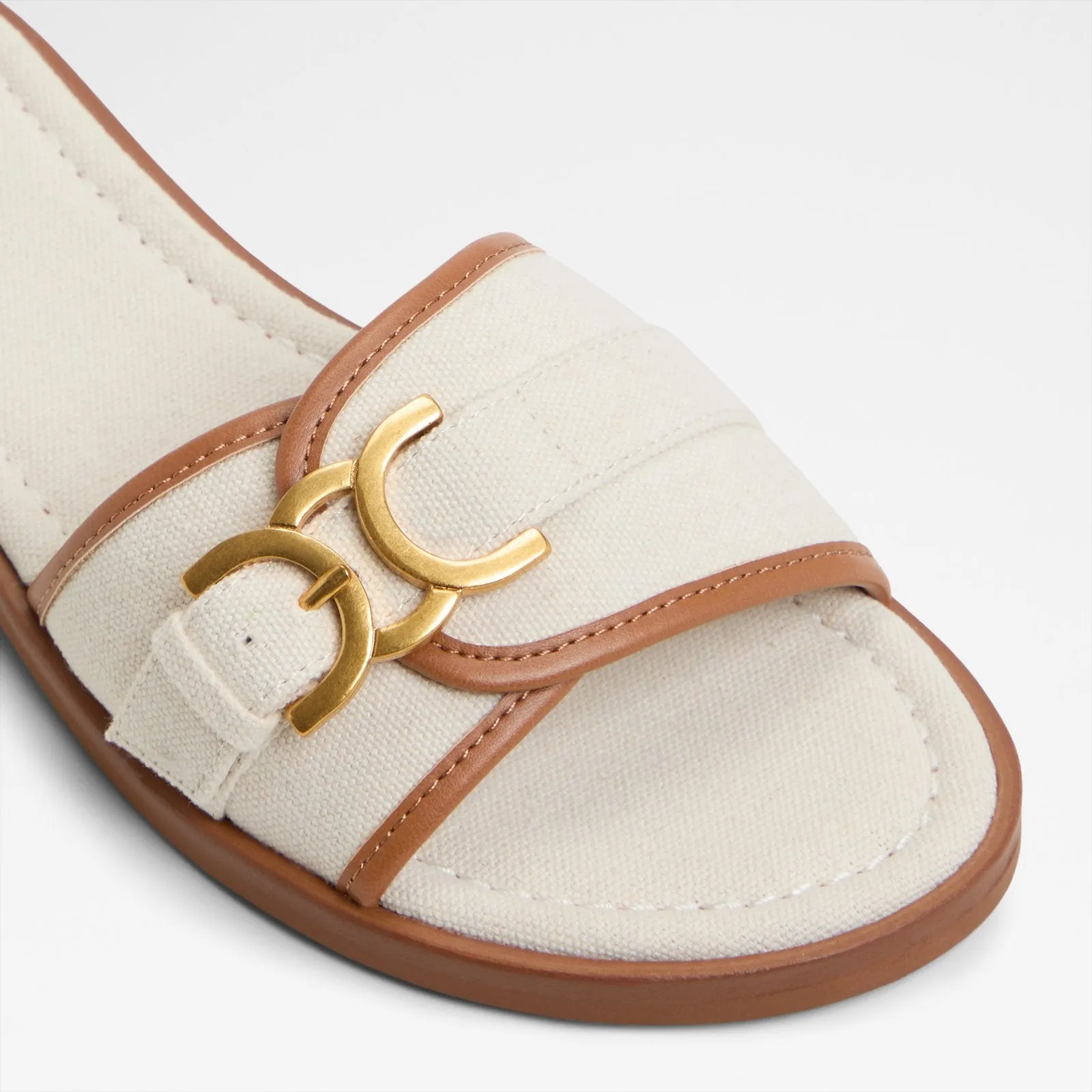 Dallaedar / Flat Sandals