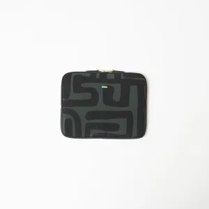 FINAL SALE: iPad Sleeve - Safari Kuba