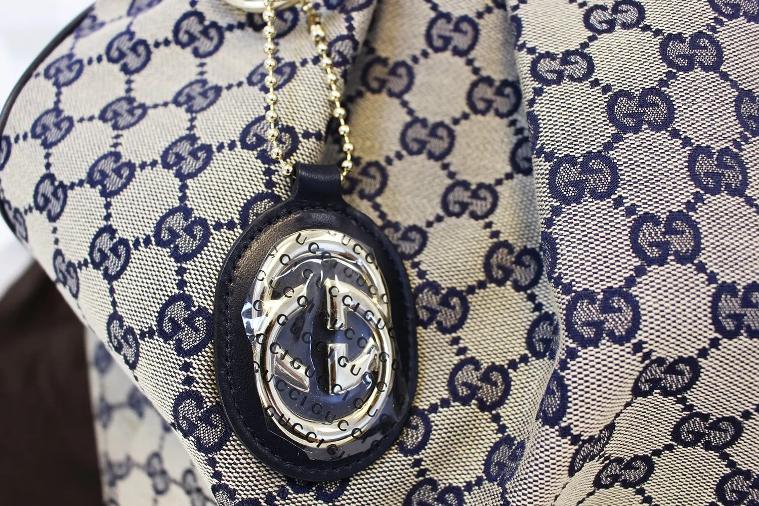 GUCCI Navy Blue/Grey GG Canvas Large Sukey Tote Bag