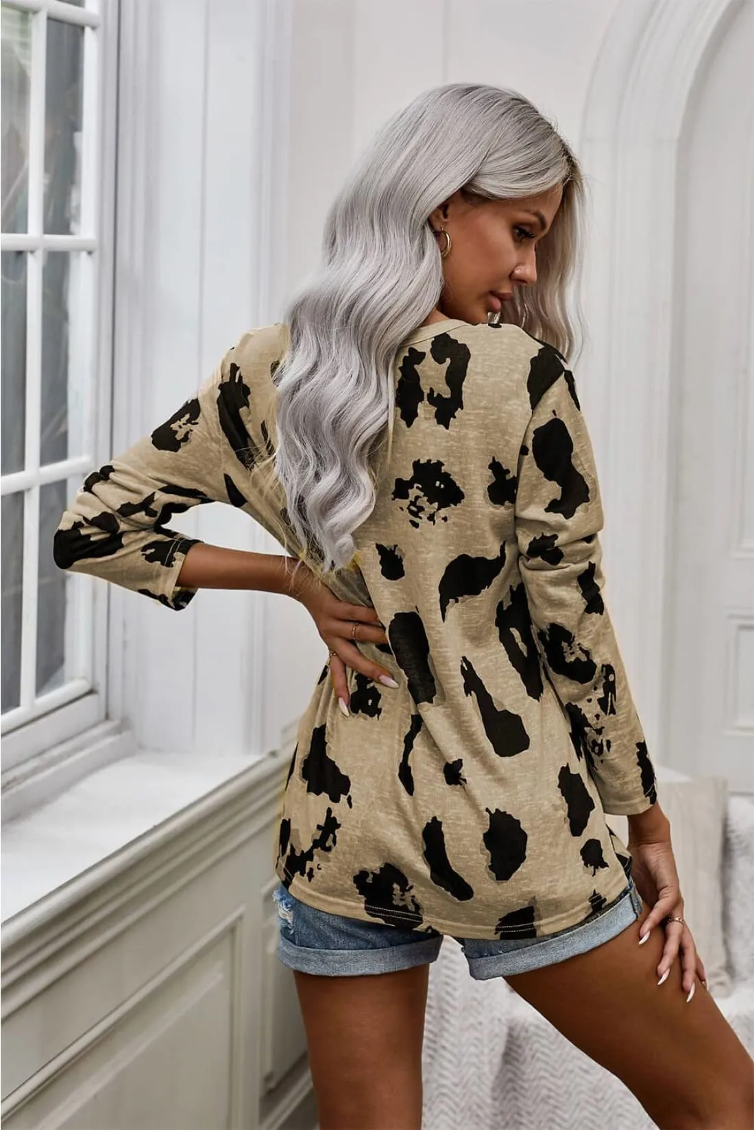 Lightweight Leopard Print Blouse