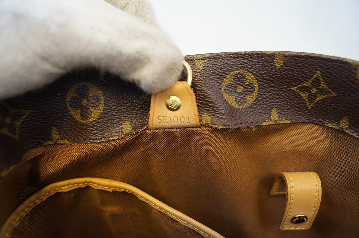 LOUIS VUITTON Monogram Canvas Vavin GM Handbag