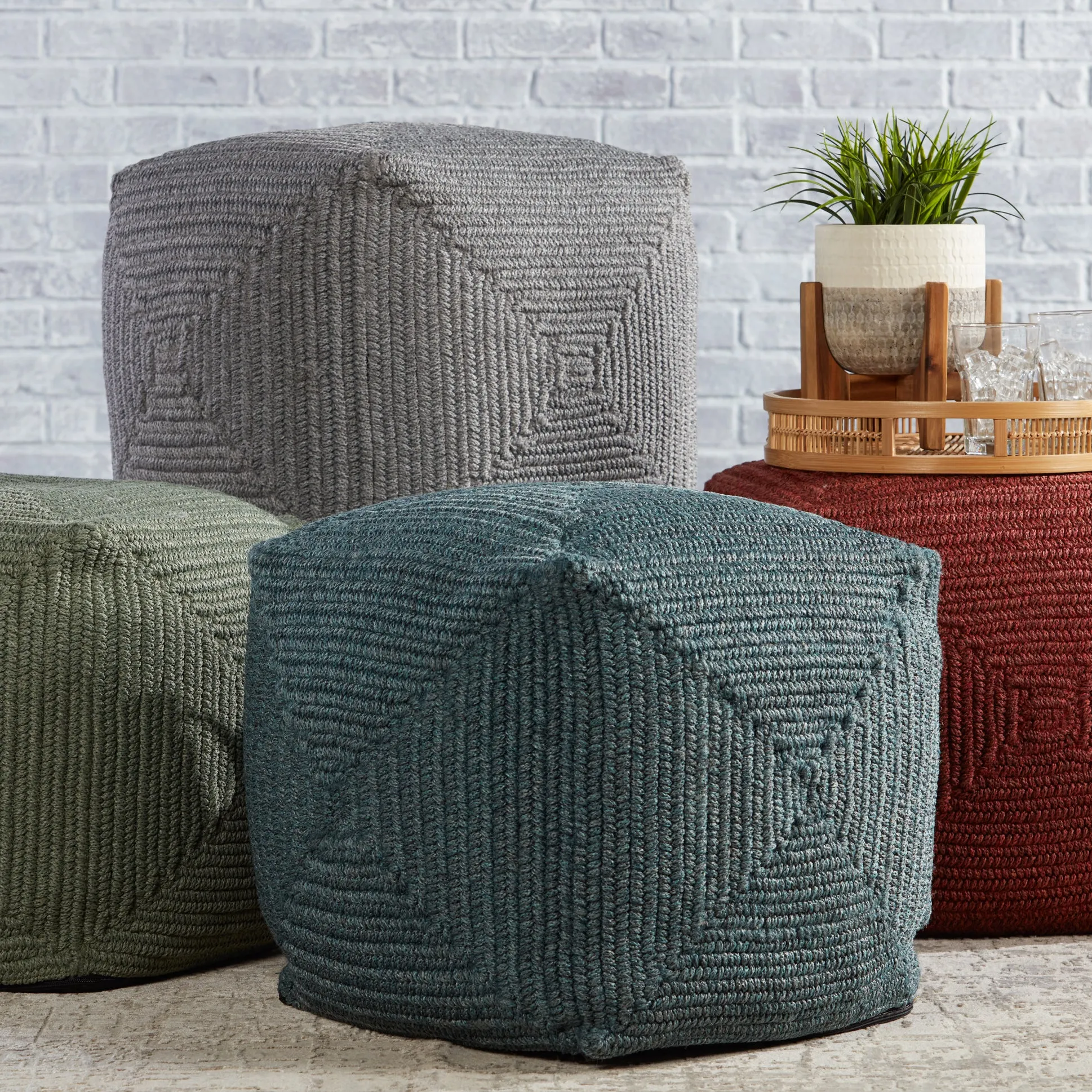 MONTAUK BRIDGEHAMPTON POUF