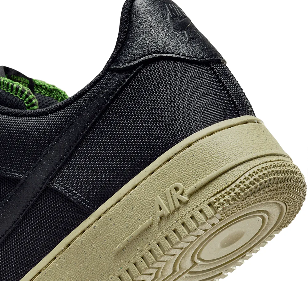 Nike Air Force 1 '07 LV8