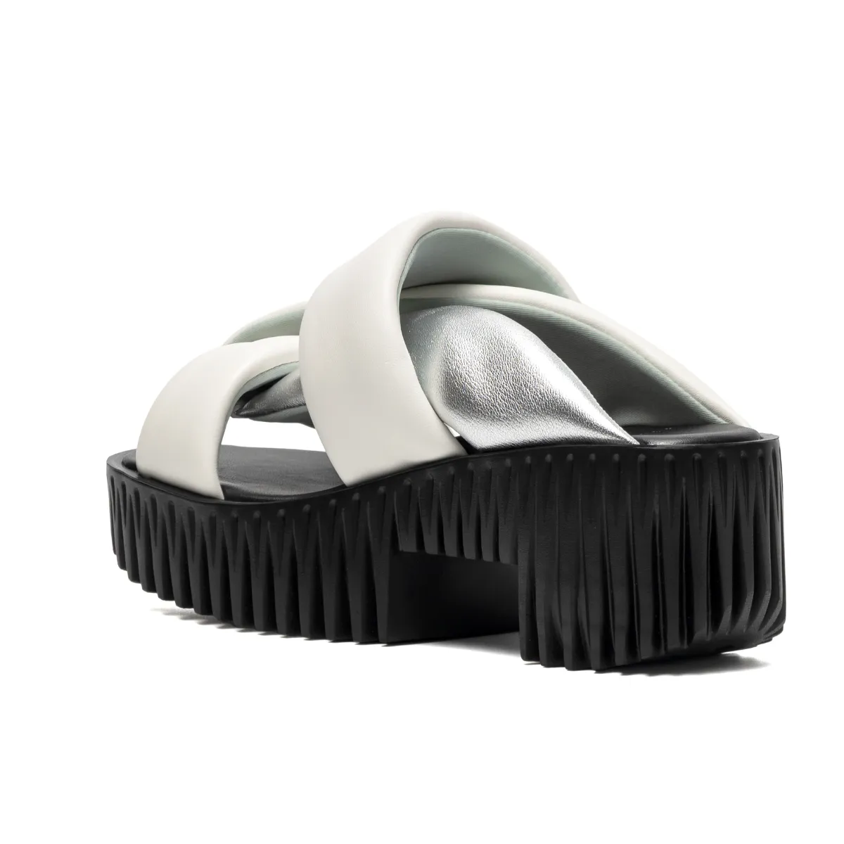 Plia Semo White