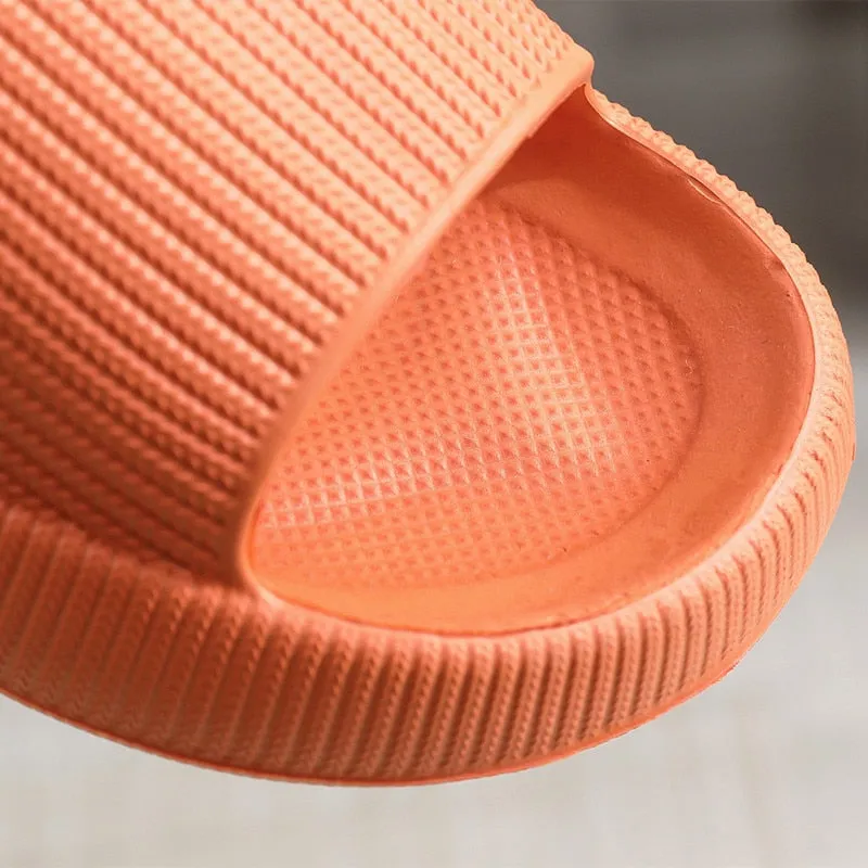 "ESSENTIAL" Sandales Claquettes en plastique jaune - URB1™