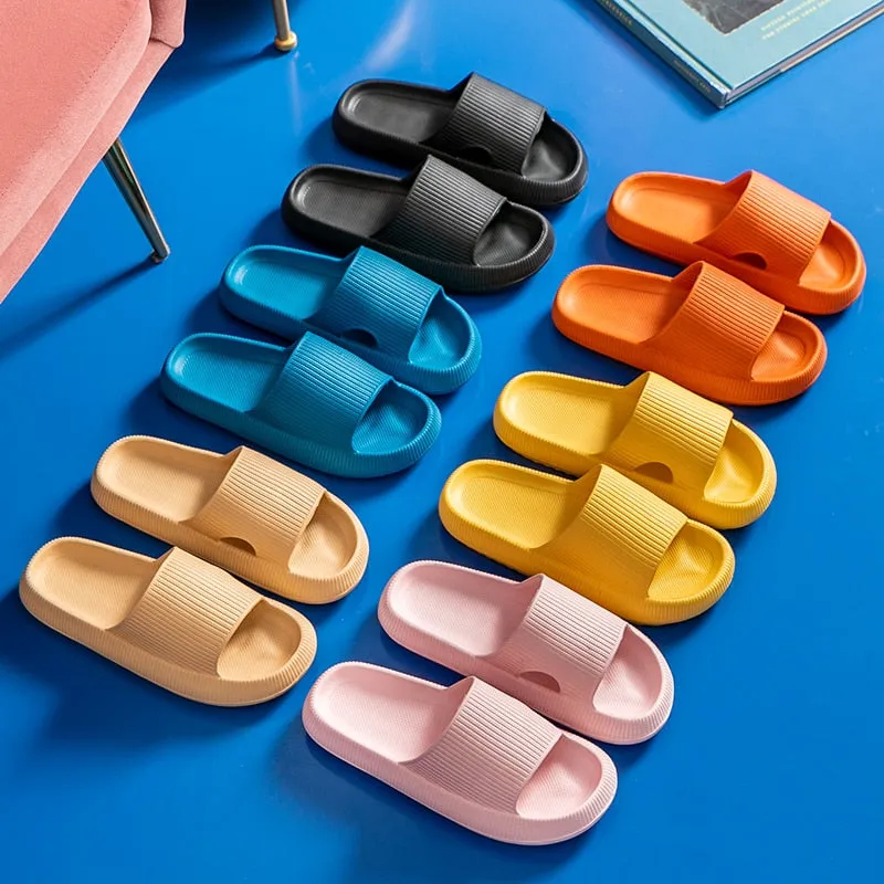 "ESSENTIAL" Sandales Claquettes en plastique jaune - URB1™