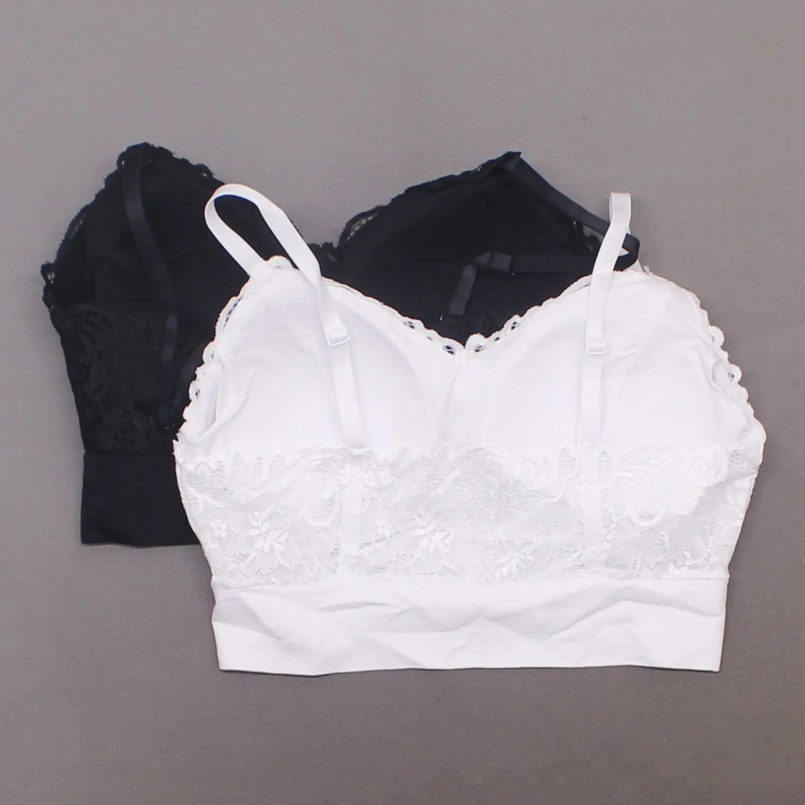 Rhonda Shear 2 Pack Lace Leisure Bras With Removable Pads Black/White Large