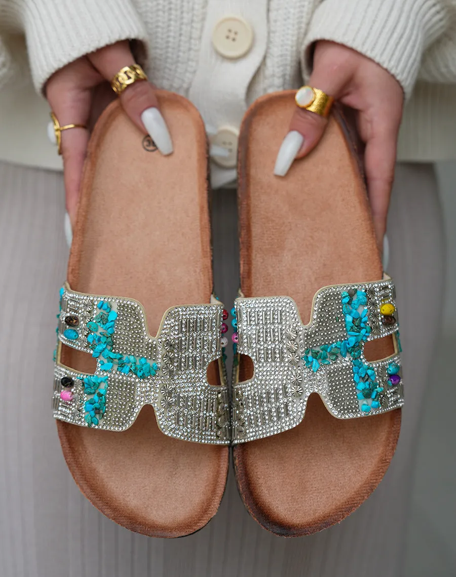 Sandales Mules Femme Argentées Esprit Festif à Strass Multicolores