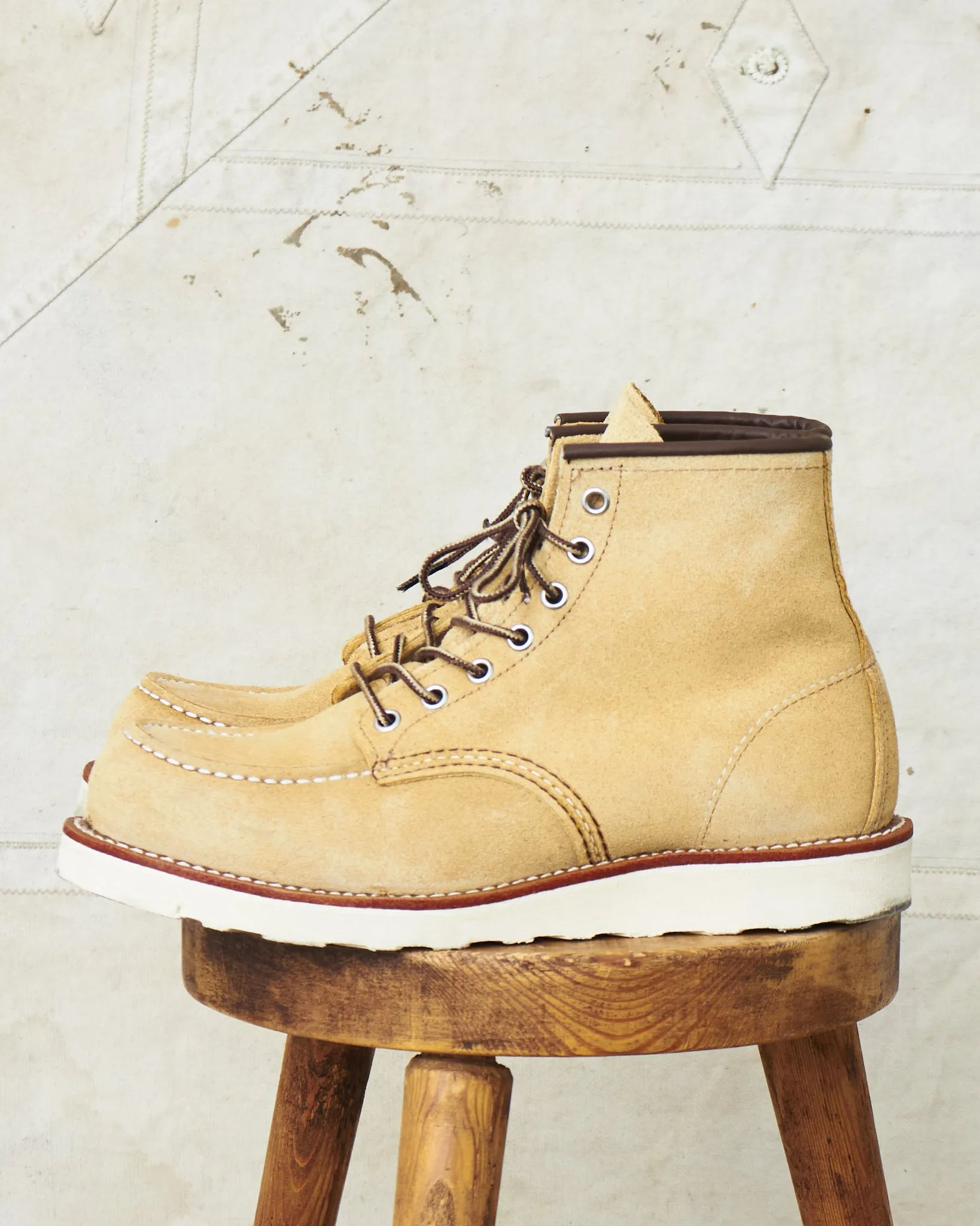 Second Hand Red Wing Classic Moc Toe Style No. 8833 Hawthorne US 8 / EUR 41