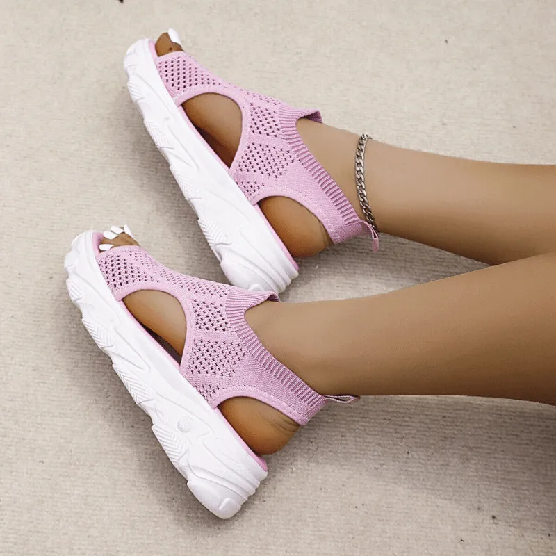 Sporty Open-Toe Sandals for Casual Outings