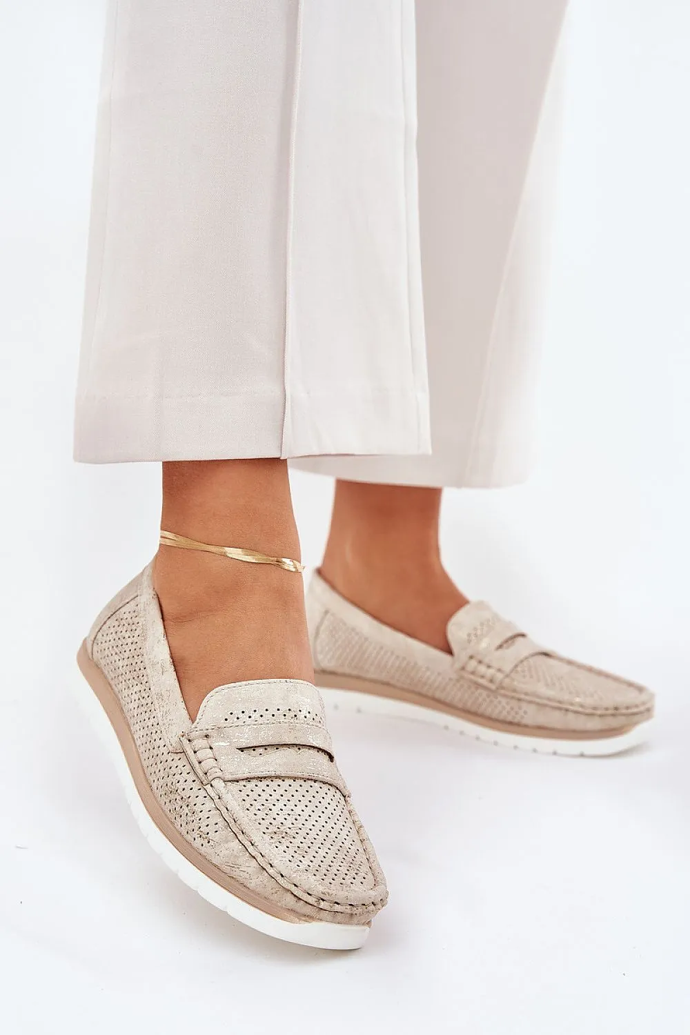 Step in Style White Eco-leather Casual Mocassins