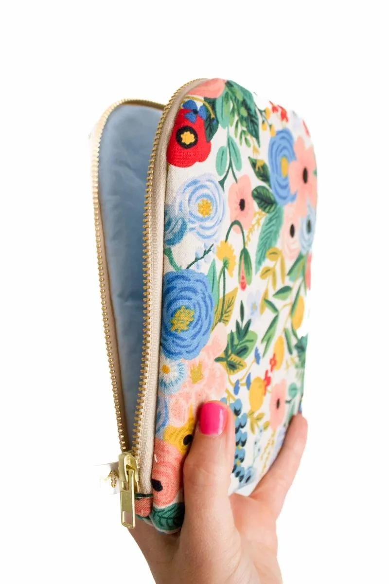 Wildwood Blue Canvas 6.8" Device Tablet Sleeve